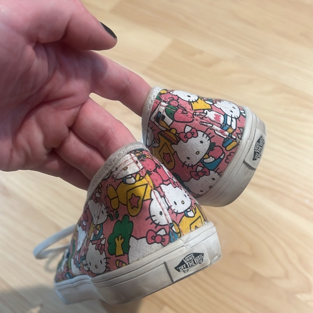 Hello Kitty Vans - image 2
